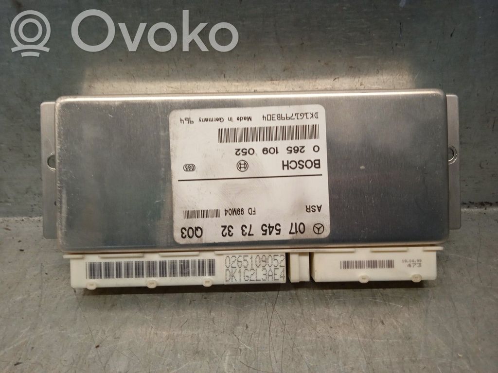 Mercedes-Benz C W202 Jakovaihteiston ohjainlaite 