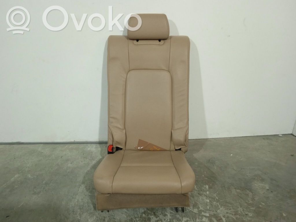 Takaistuin   4397559,CUEROBEIGE,5PUERTAS