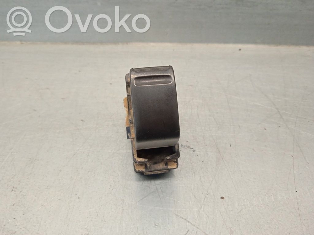 Subaru Forester SG Electric window control switch 