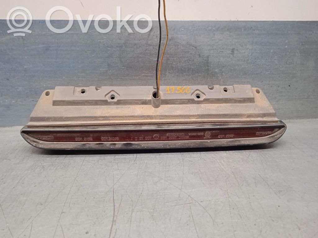 Subaru Forester SG Third/center stoplight 
