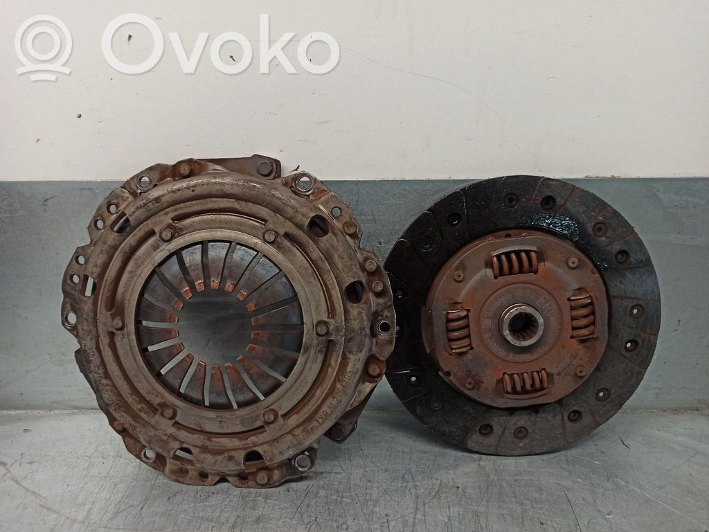 Opel Corsa C Sankabos komplektas 
