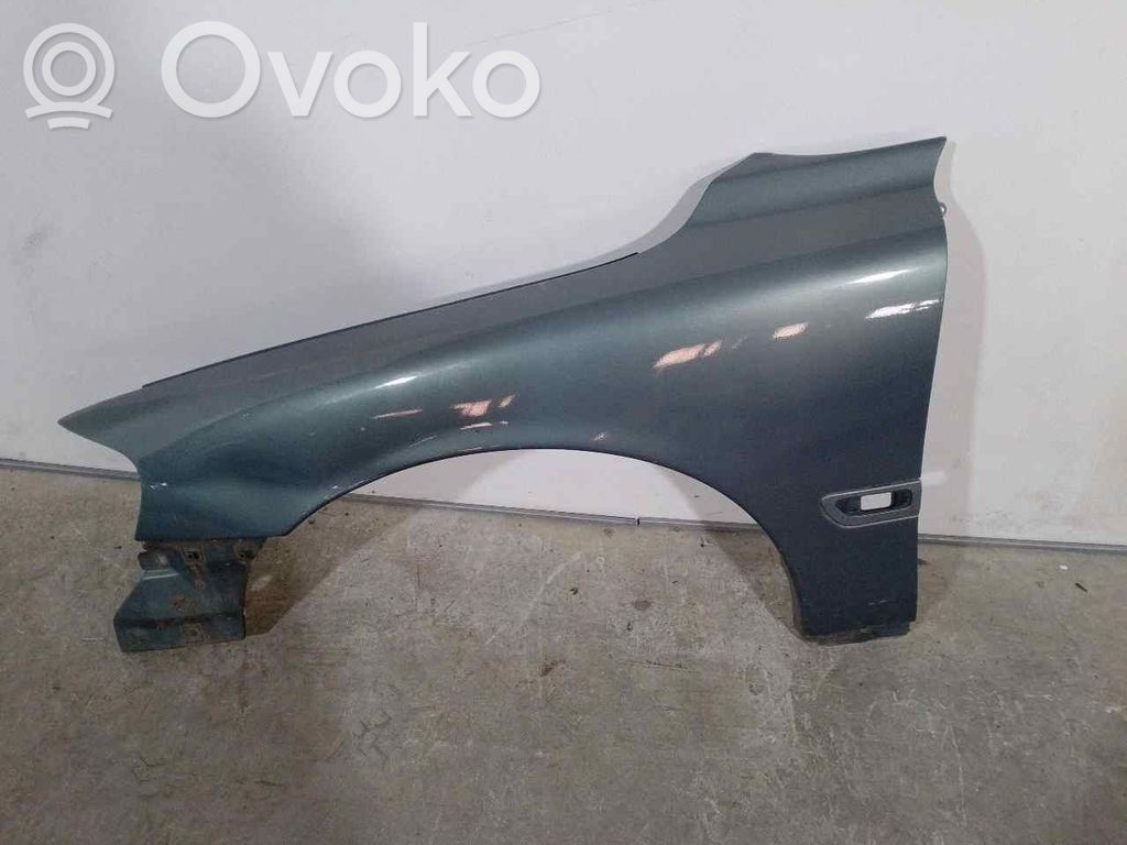 Volvo V70 Sparnas 