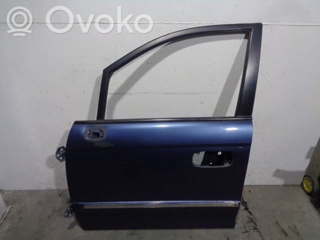 Hyundai Trajet Puerta delantera 