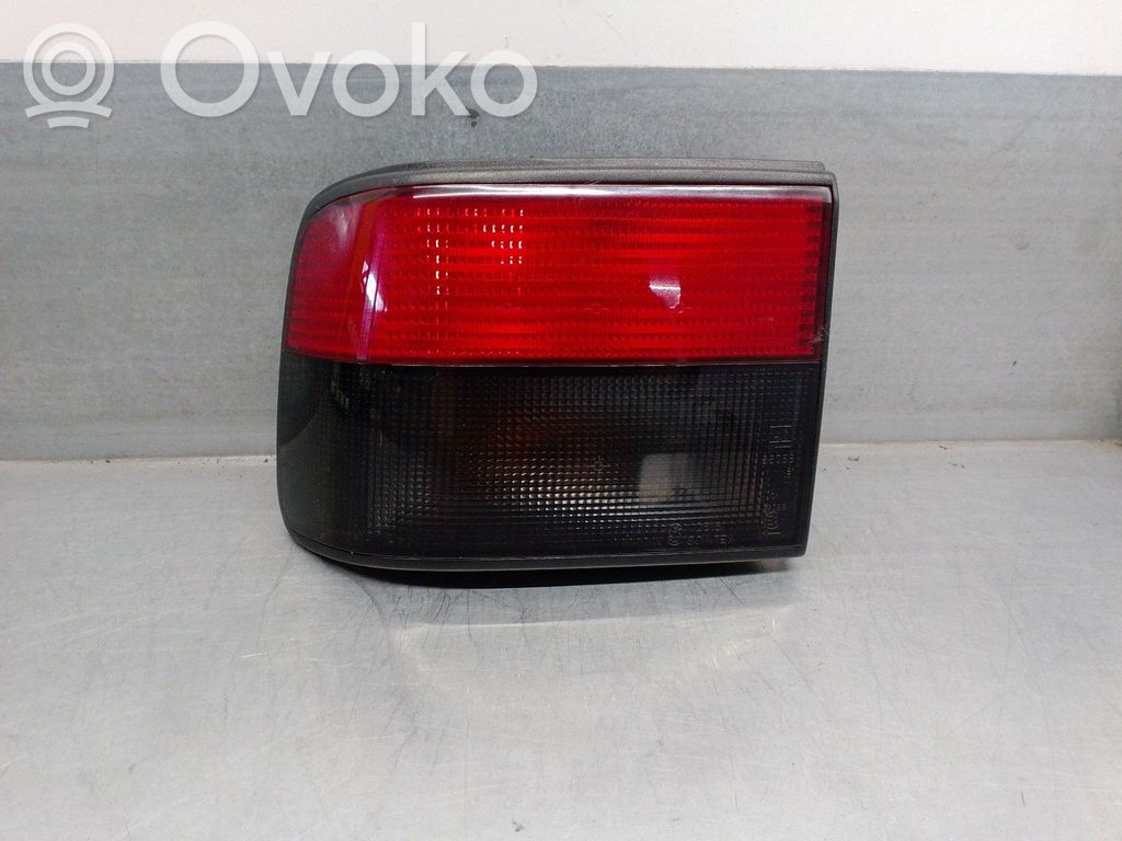 Renault 21 Galinis žibintas kėbule 