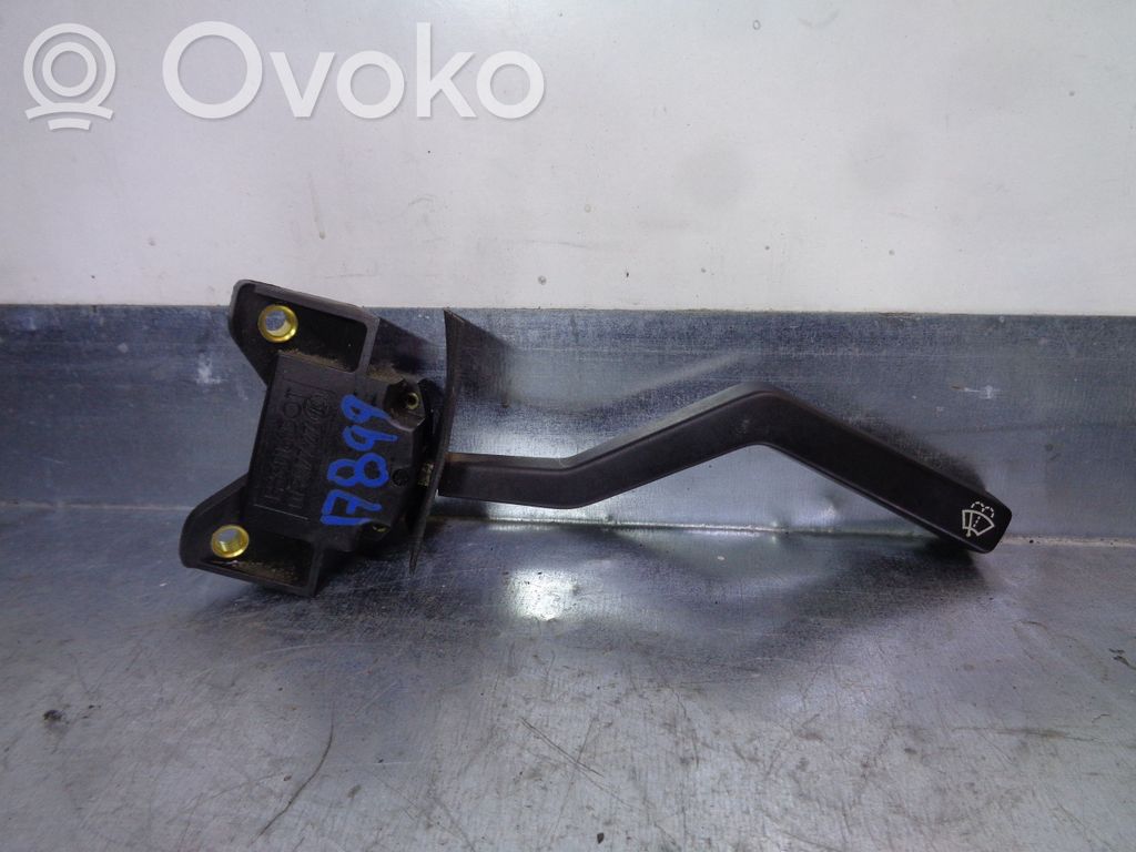 Volvo 740 Pyyhkijän vipu 