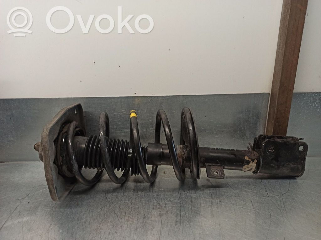 Citroen C8 Etuiskunvaimennin kierrejousella 