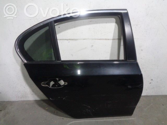 BMW 5 E60 E61 Aizmugurējās durvis 