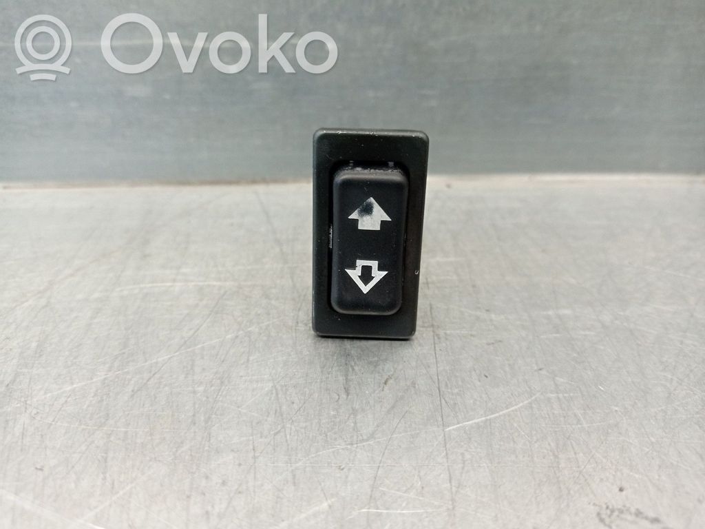 Land Rover Discovery Electric window control switch 