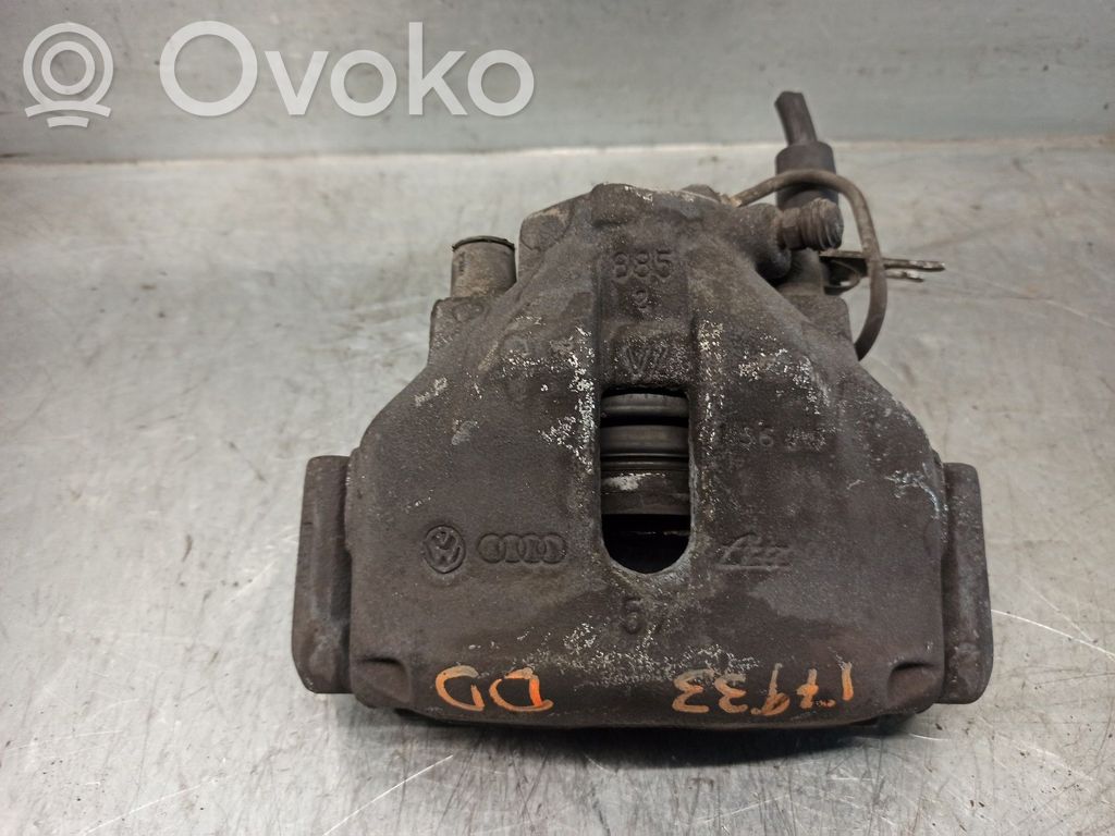 Audi A4 S4 B5 8D Etujarrusatula 