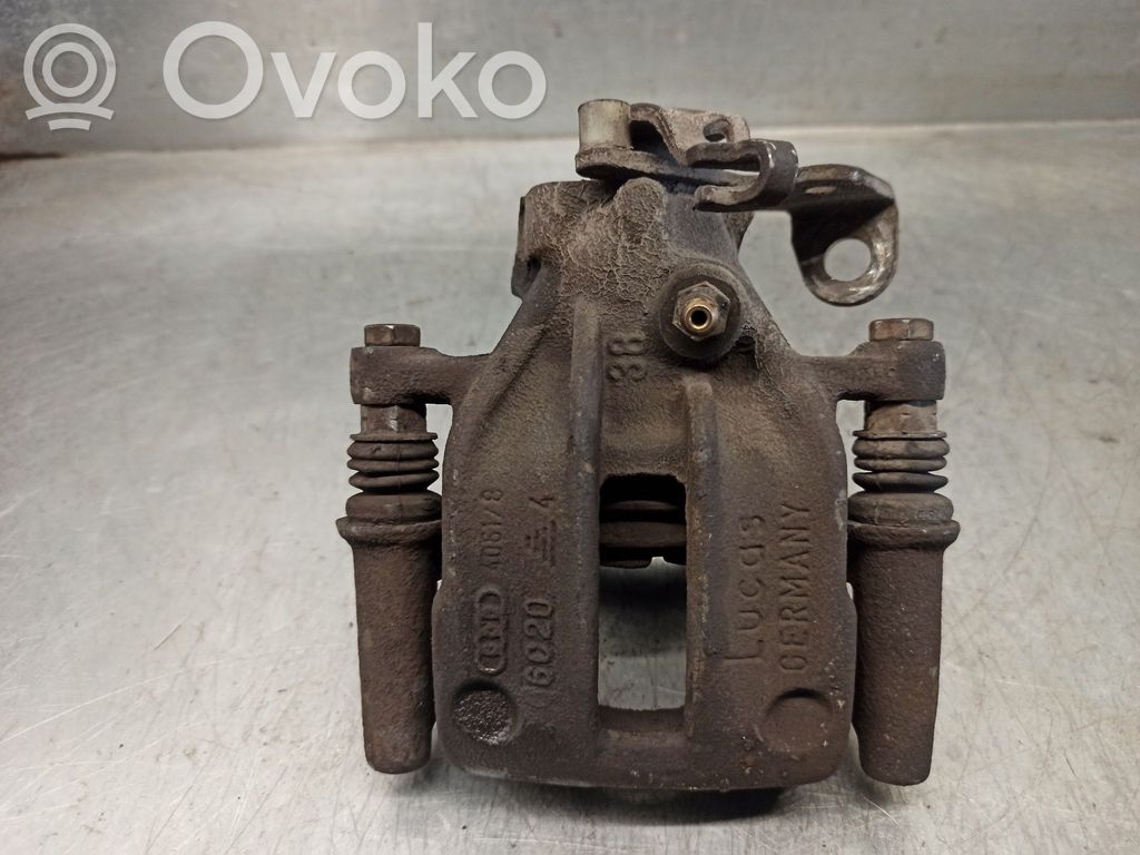 Mocowanie / Zacisk hamulca tylnego   4A0615424