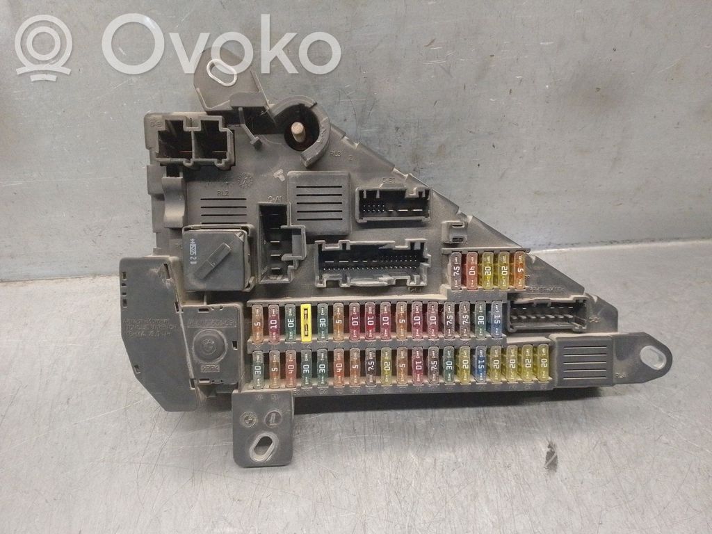 Sulakerasiasarja   6906618,518890017