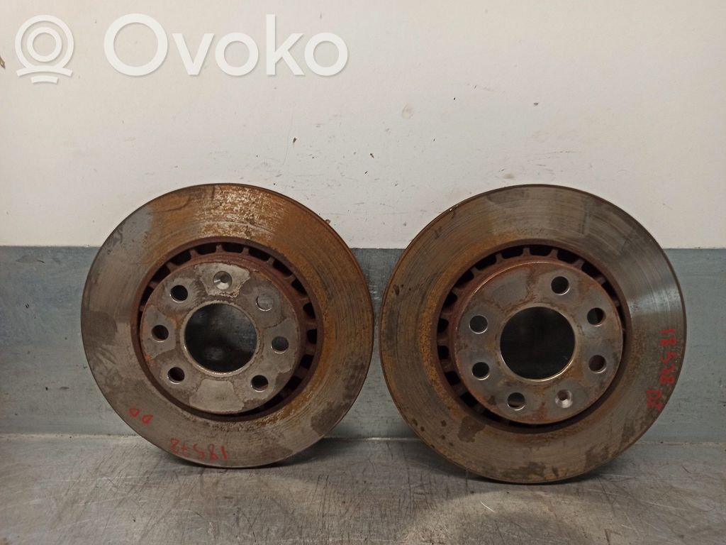 Bremsscheibe vorne   569055