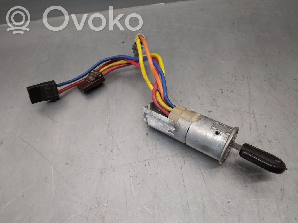 Citroen AX Užvedimo spynelė 