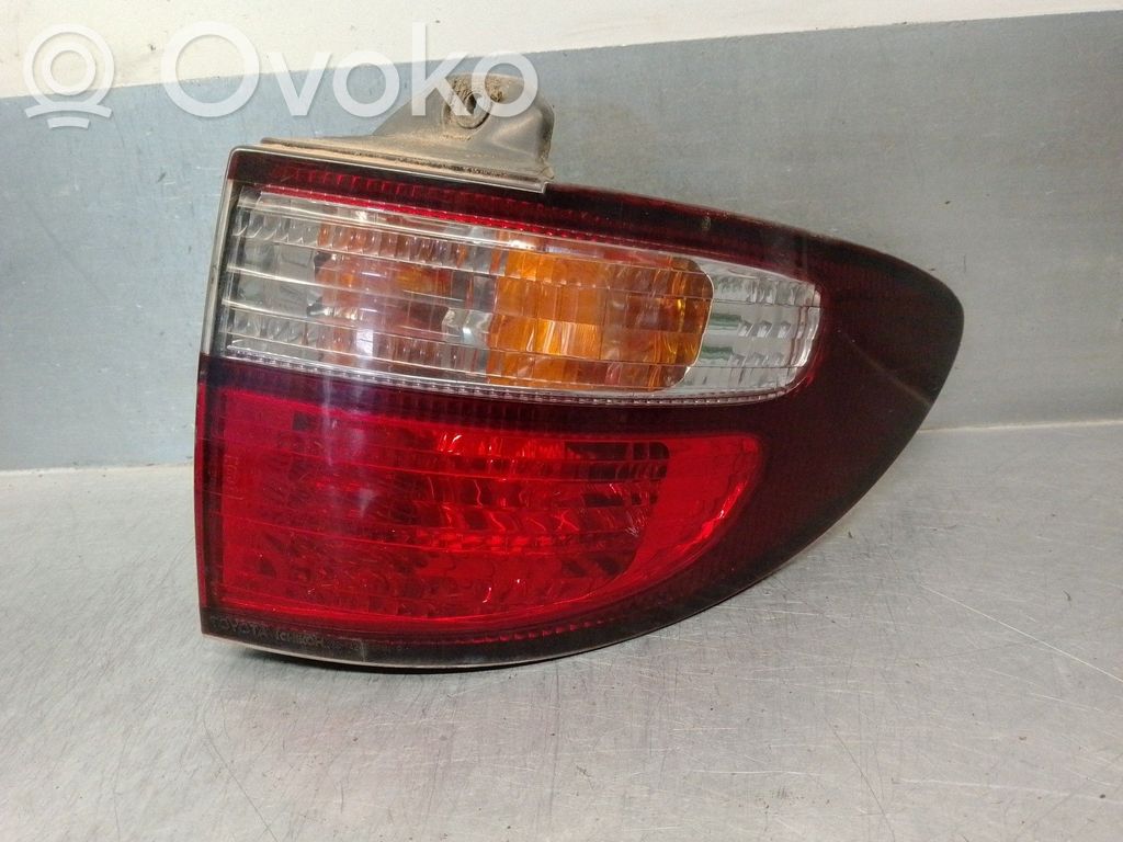 Lampa tylna   8155521180,DEALETA,5PUERTAS