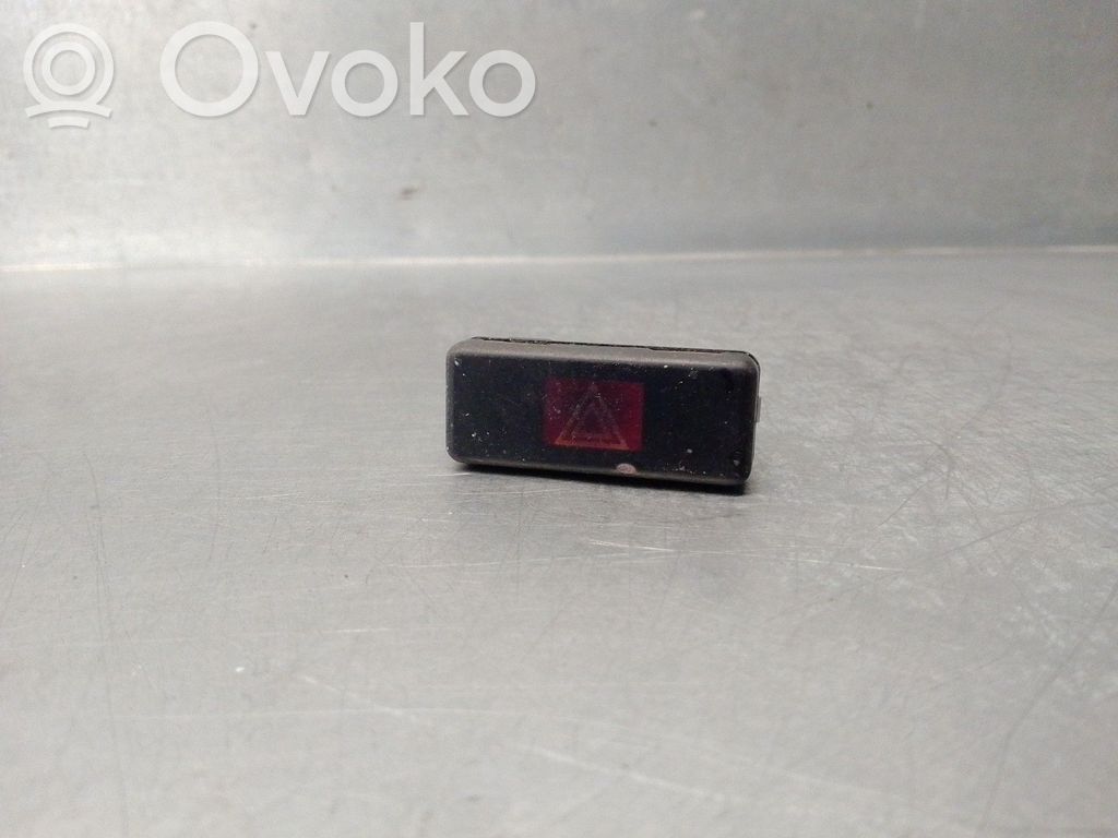 Hazard light switch   8350947