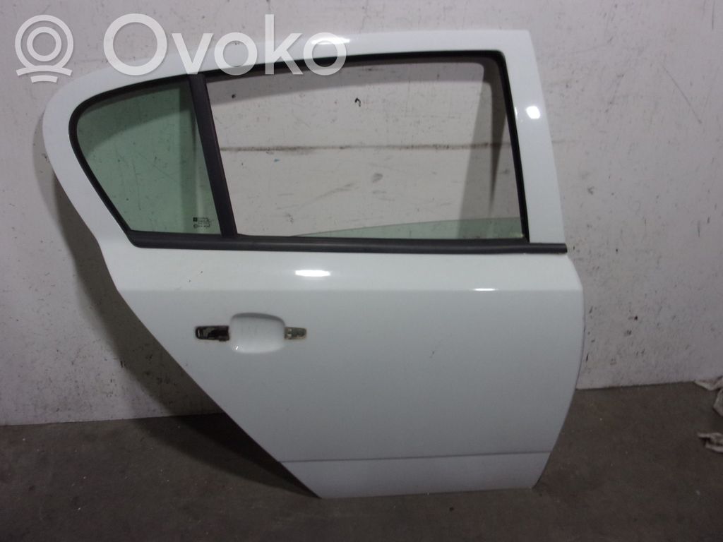 Opel Astra G Puerta trasera 