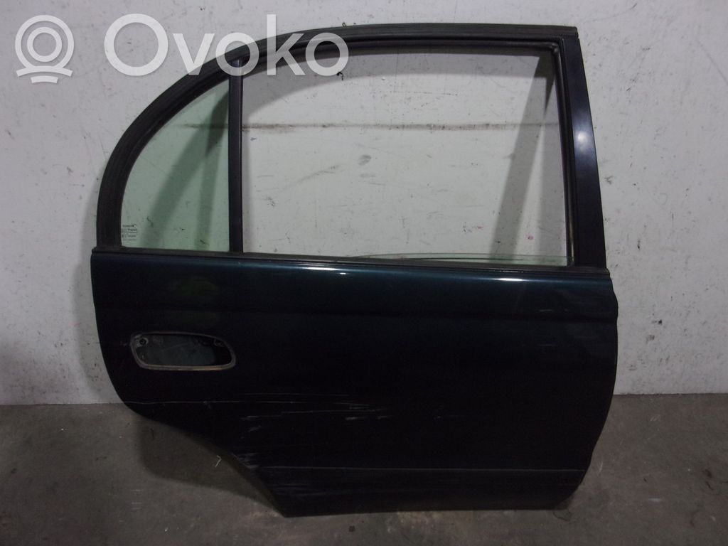 Toyota Carina T190 Aizmugurējās durvis 