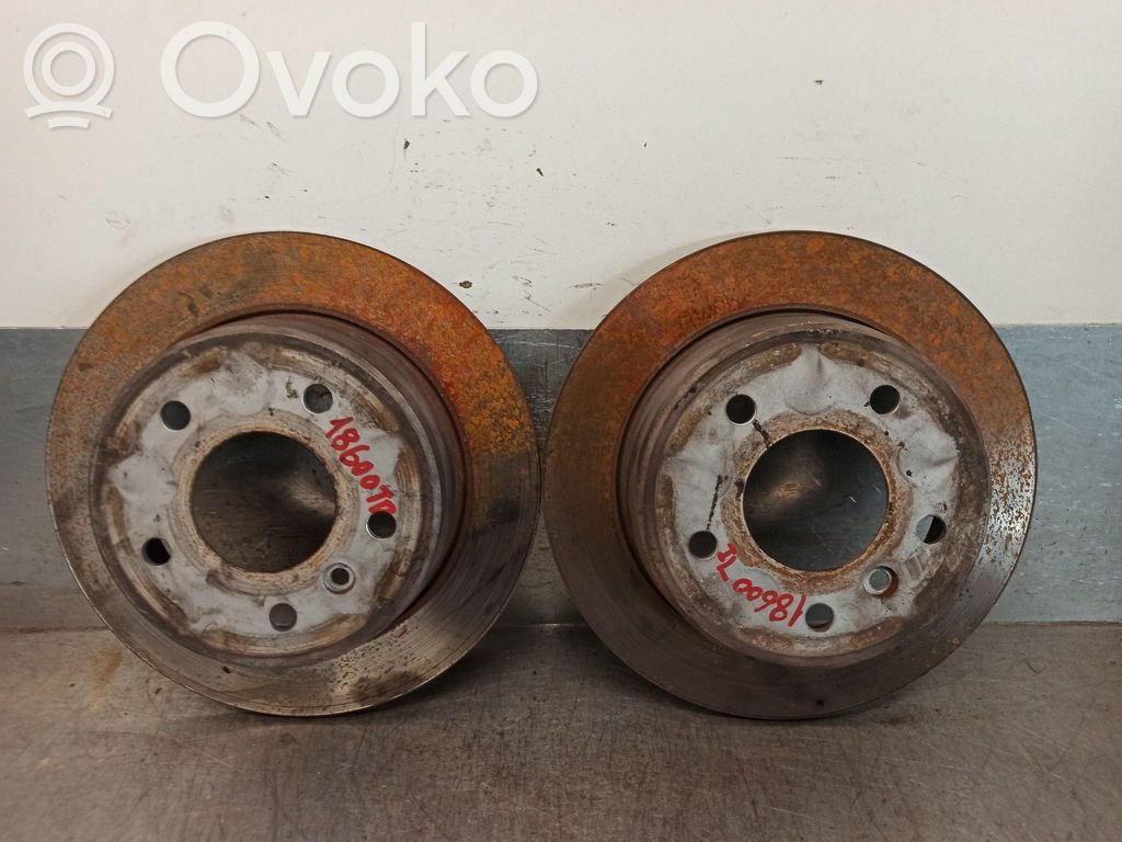 Mercedes-Benz Vaneo W414 Tarcza hamulca tylnego 