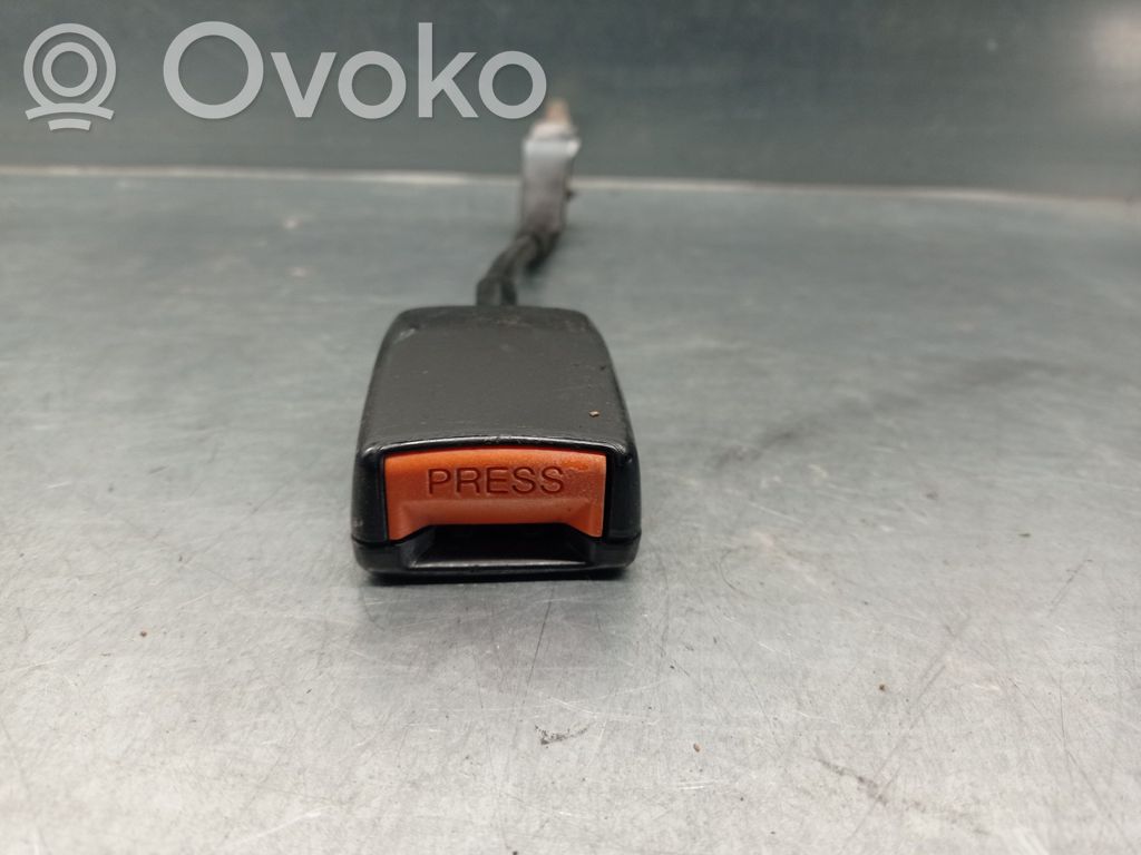 Nissan Vanette Klamra tylnego pasa bezpieczeństwa 