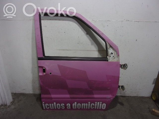 Nissan Vanette Puerta delantera 