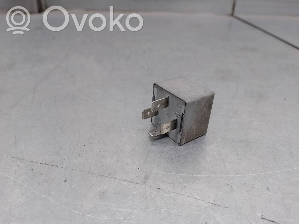 Audi A4 S4 B6 8E 8H Modulo fusibile