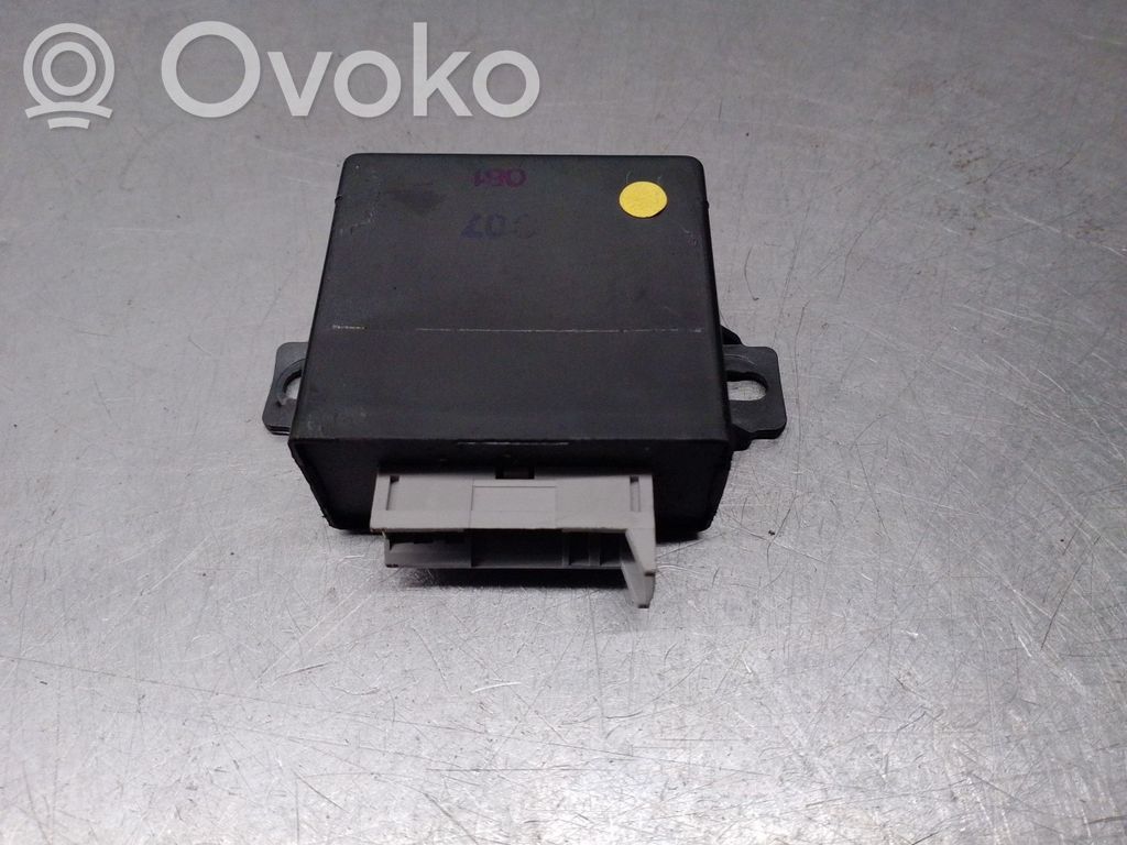Muut ohjainlaitteet/moduulit   4A0907445A,5DS00561701,HELLA