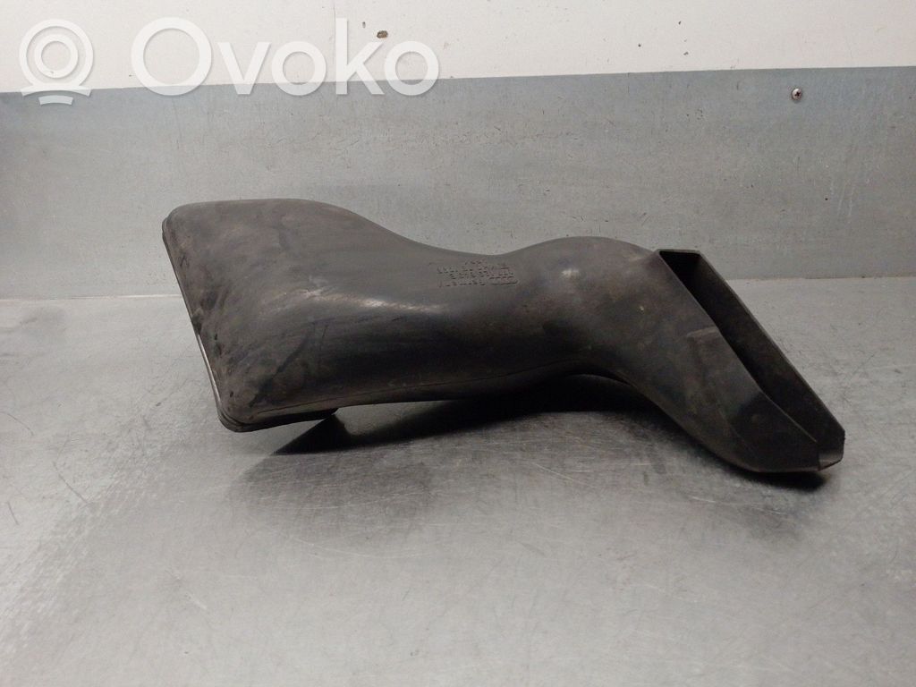 Audi A8 S8 D2 4D Ilmastointilaitteen putki (A/C) 