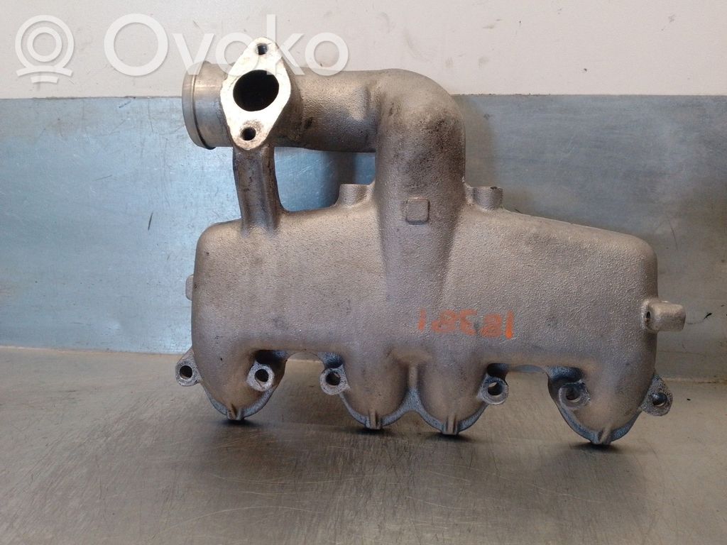 Audi A4 S4 B5 8D Collettore di aspirazione 