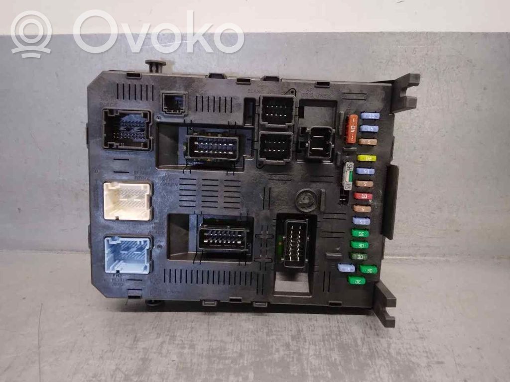 Peugeot 607 Fuse box set 