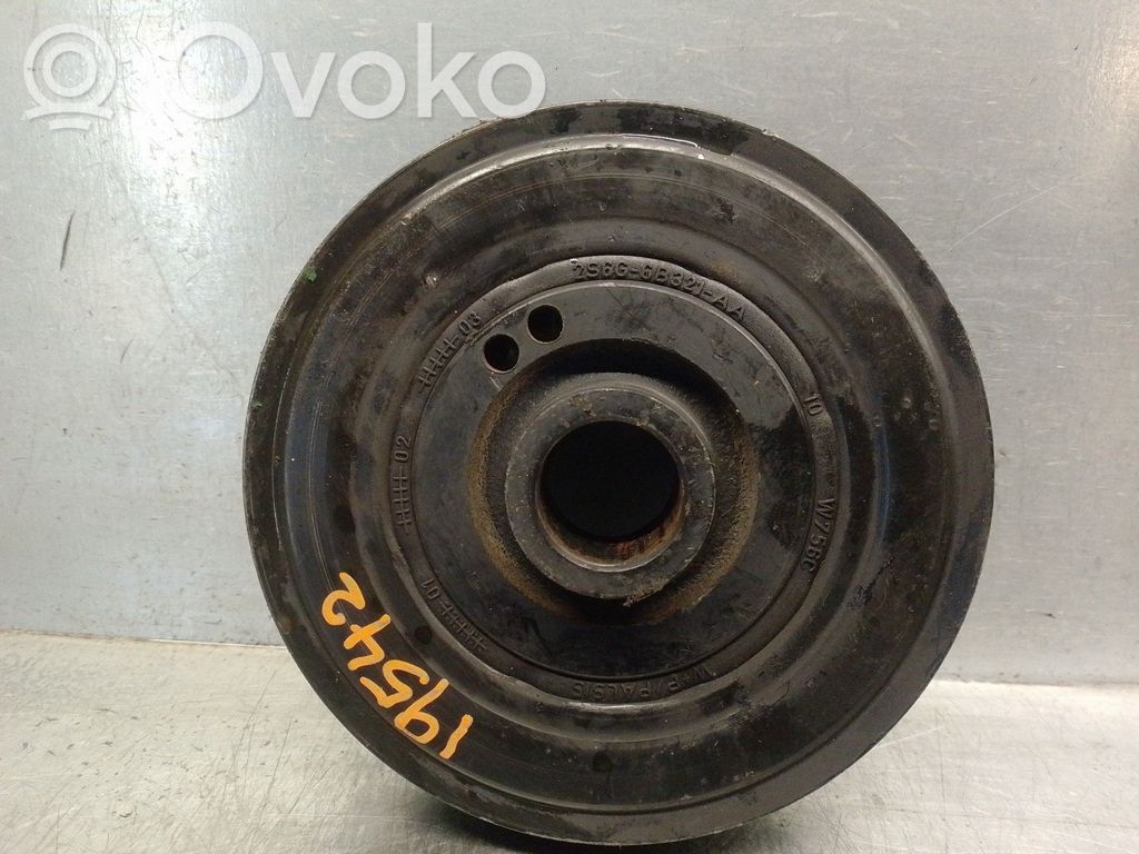 Ford Fiesta Kampiakselin vauhtipyörä 