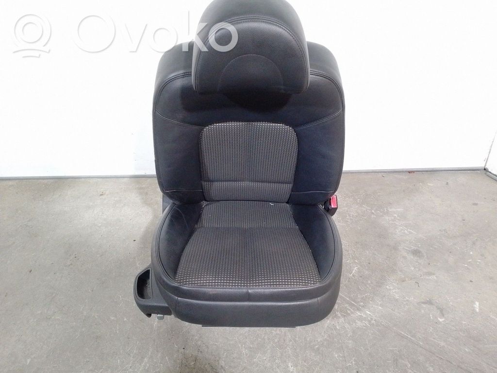 Peugeot 407 Fotel przedni pasażera 
