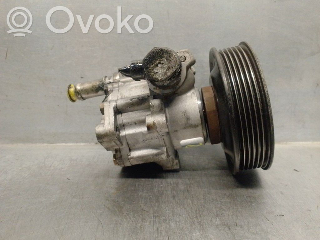 Volkswagen Polo III 6N 6N2 6NF Ohjaustehostimen sähköpumppu 