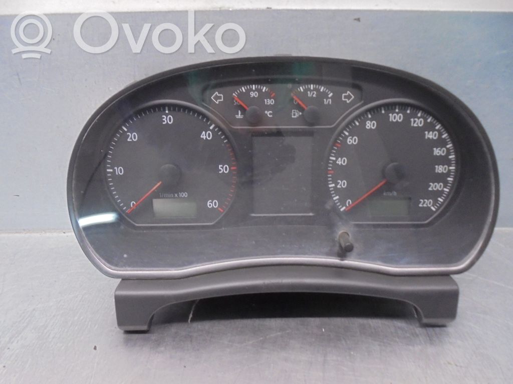 Volkswagen Polo IV 9N3 Vitezometru (grup de instrumente) 