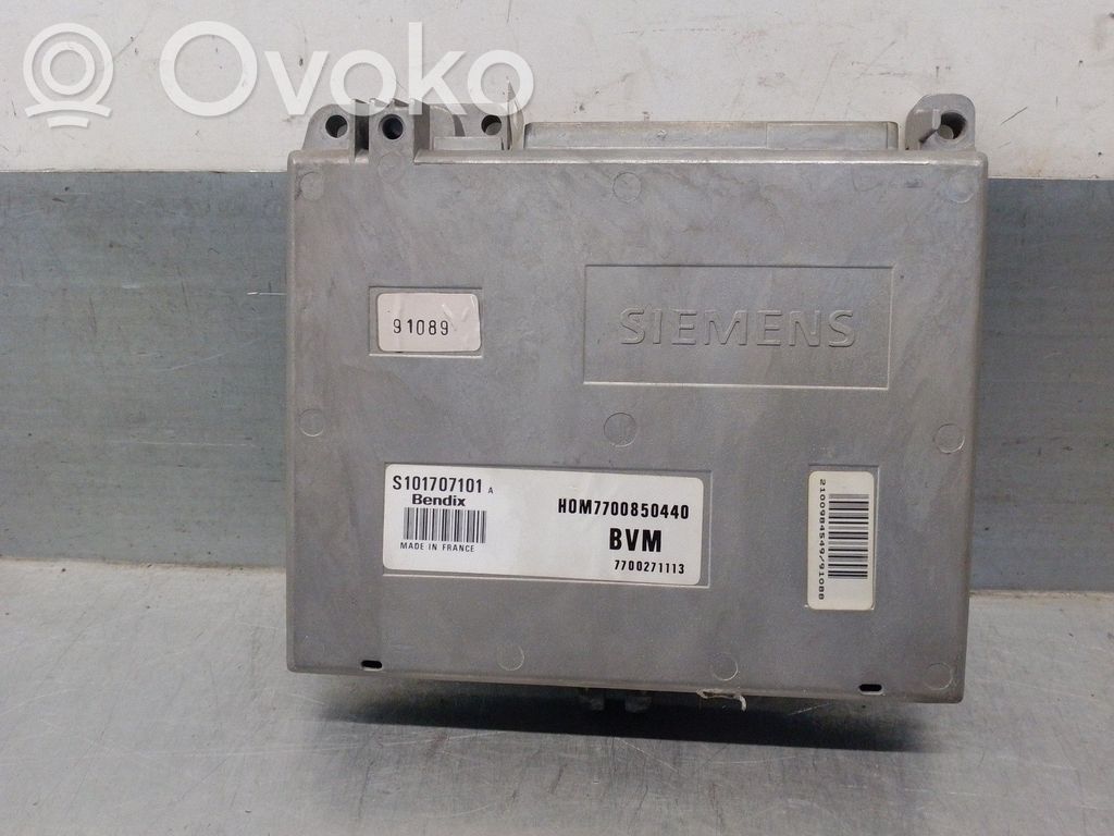 Renault 19 Engine control unit/module 