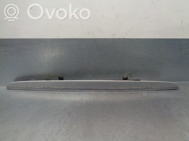 Manecilla externa puerta trasera   7M5827574C