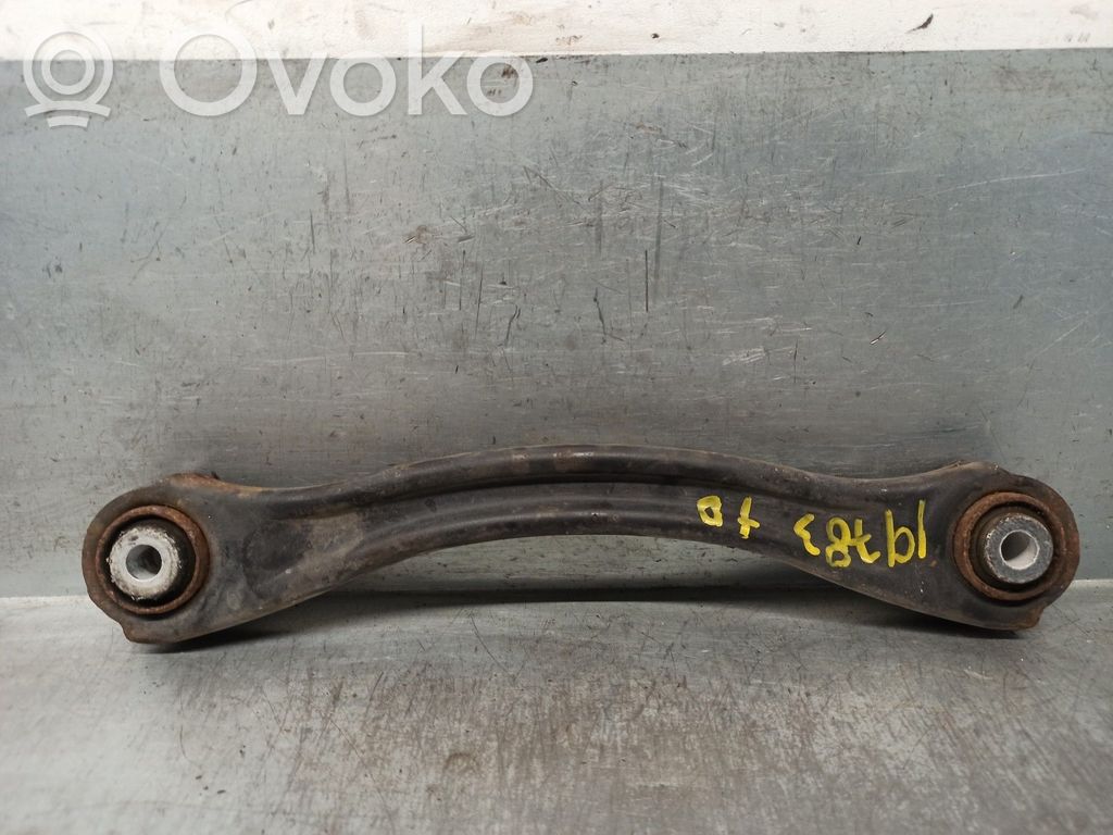 Mercedes-Benz C W203 Braccio di controllo sospensione posteriore