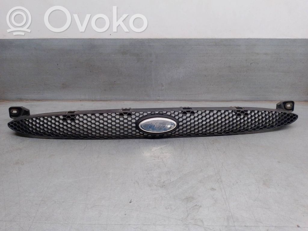 Ford Escort Front grill 