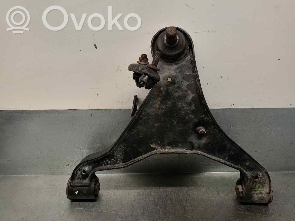 Nissan Navara Querlenker vorne 