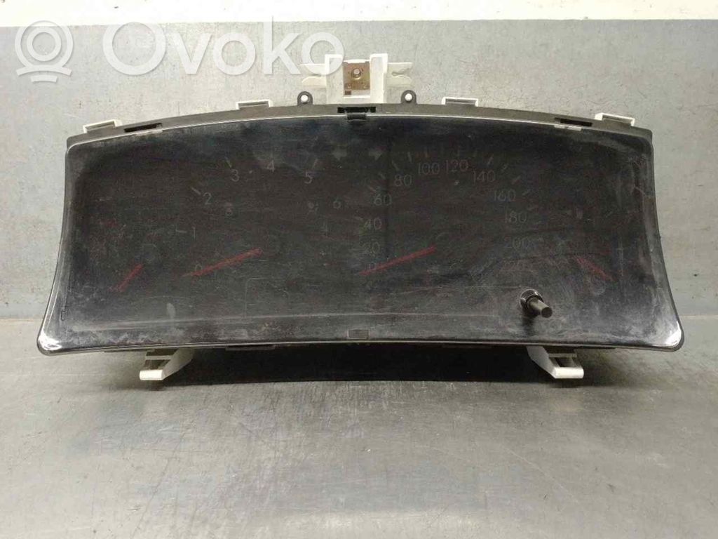 Toyota Corolla Verso E121 Speedometer (instrument cluster) 