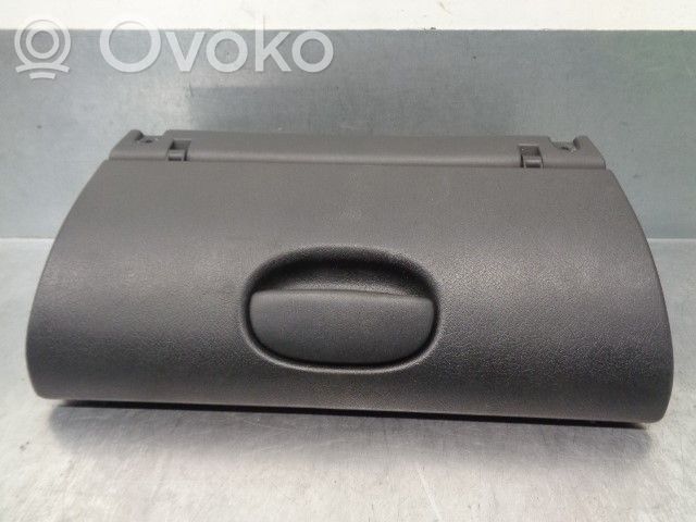 Opel Corsa B Guantera 