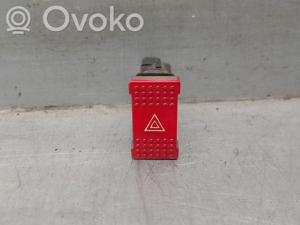 Iveco Daily 4th gen Botón interruptor de luz de peligro 