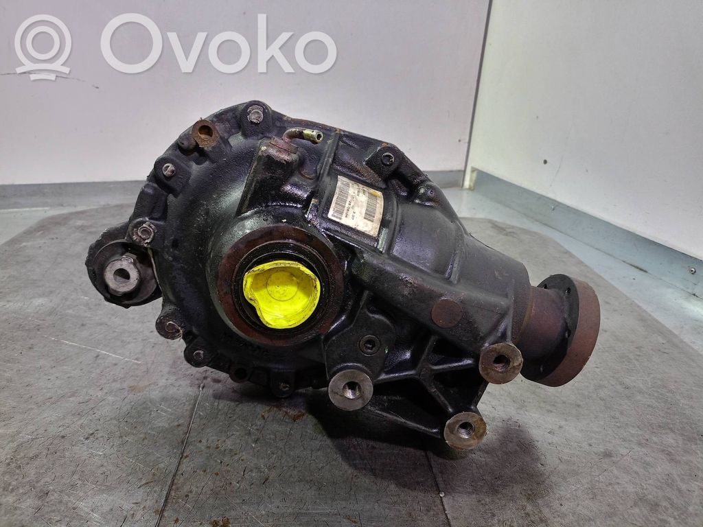 Mechanizm różnicowy przedni / Dyferencjał   TAG500023,13720016232
