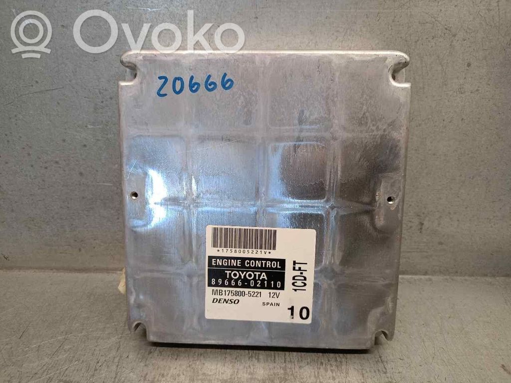 Unidad de control/módulo del motor   8966602110,MB1758005221,DENSO