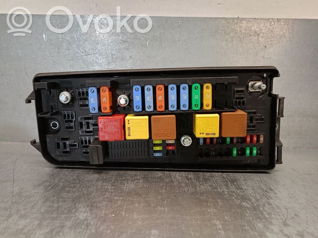Opel Vectra C Juego de caja de fusibles 