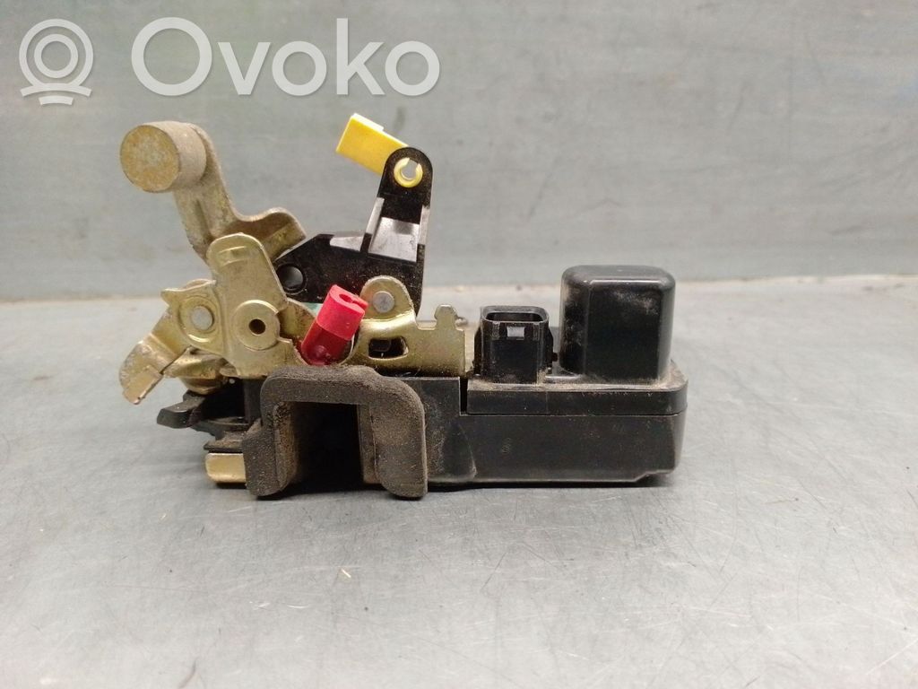 Jeep Grand Cherokee (WK) Front door lock 