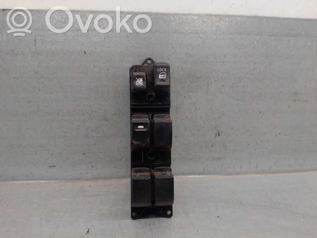 Interruptor del elevalunas eléctrico   8608A060,8608A060