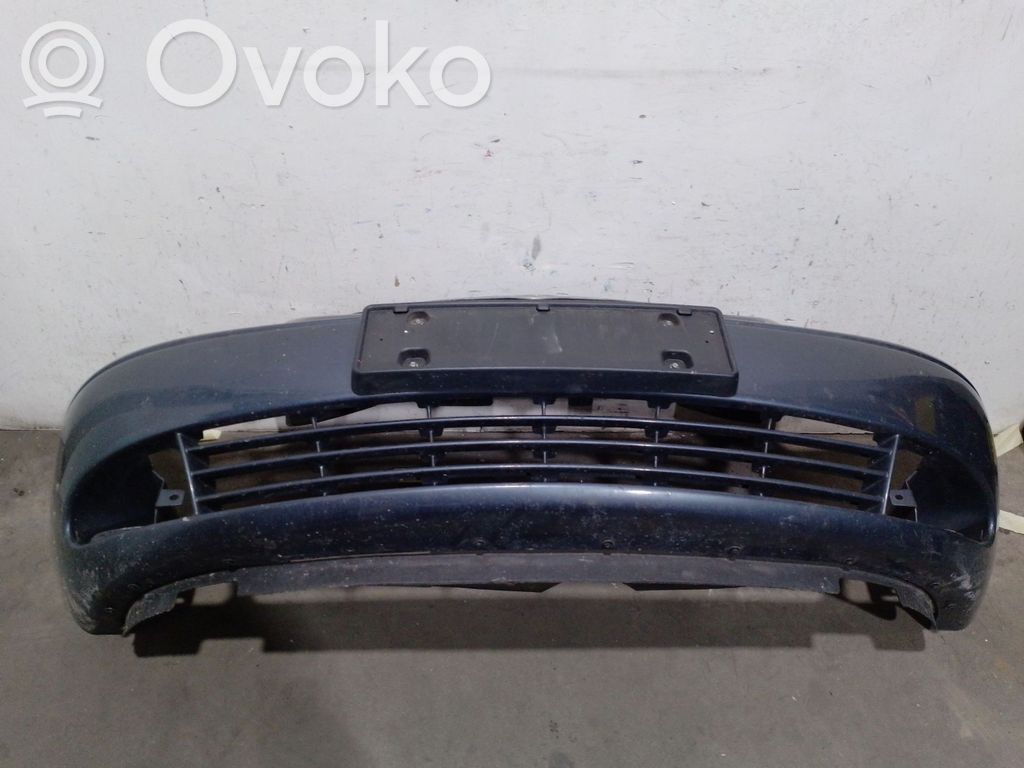 Chrysler Voyager Parachoques delantero 