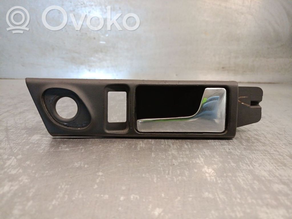 Audi 100 S4 C4 Manecilla interna puerta trasera 