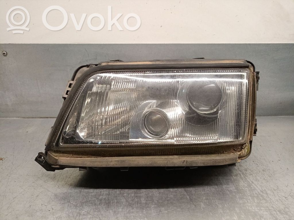 Audi A8 S8 D2 4D Headlight/headlamp 