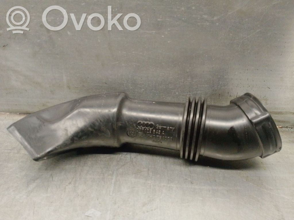 Audi A8 S8 D2 4D Ilmastointilaitteen putki (A/C) 